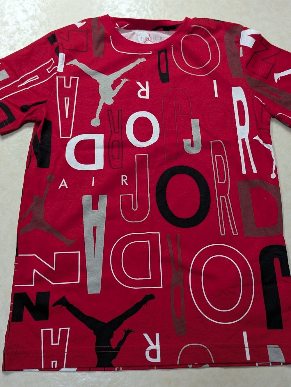 Jordan Air Jump T-shirt Boys Red Black Size Medium Short Sleeve Like New